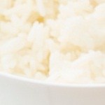 costillas de cerdo estofadas con salsa de vino blanco y champiñones