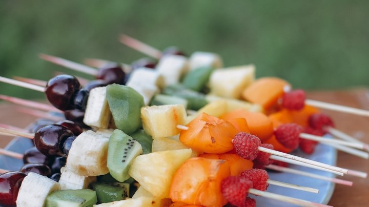 Brochetas de frutas