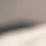 Photo © 2021 The Grosby Group Food Division

Crumble de Manzanas verdes 

Ingredientes:
6 manzanas verdes
1 cucharadita de canela
200 gr de azúcar
150 gr de manteca
150 gr de harina 0000
30 gr de nueces
30 gr de almendras

Preparación:
Pelar y cortar las manzanas en cubos luego saltearlas en una sartén con 50 gramos de azúcar. Apenas blandas y doradas retirar del fuego y reservar.
Hacer la crumble con la manteca fría en cubos, la harina y el azúcar integrar todo sin amasar hasta quedar como un arenado por último agregar las nueces y almendras picadas groseramente.
Colocar en un recipiente para horno previamente enmantecado las manzanas, luego arriba el crumble, llevar a horno precalentado a 180 grados unos 15 minutos o hasta que el crumble quede dorada.