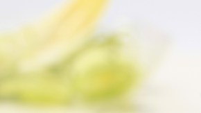 Brochetas de salmón y aguacate