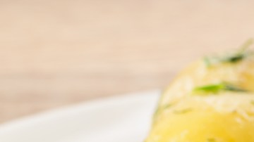 Calamares con aceitunas negras