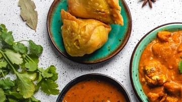 Mesa con comida