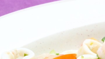 Ensalada de calamares con camarones