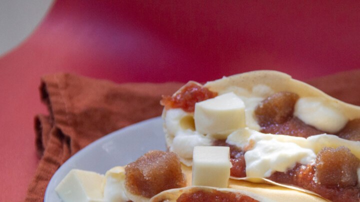crepas con dulce de guayaba