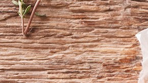 brochetas de gambas y bacon