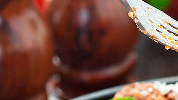 espaguetis con albondigas gratinadas