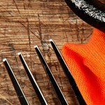 mero al vapor con jengibre y cebollino