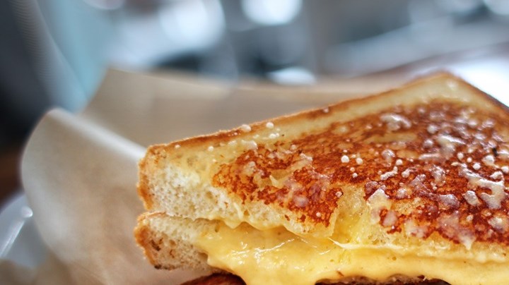 Sándwich de queso fundido en Airfryer