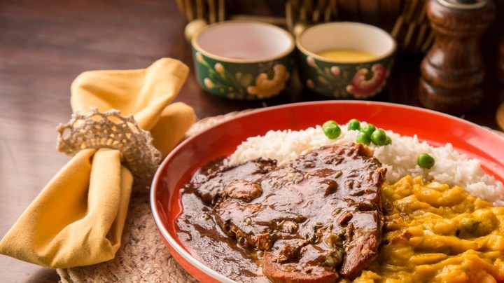 Higado,Frito,Con,Locro,Fried,Liver,And,Pumpkin,Stew,Peruvian