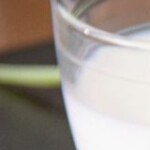 galletas de chispas de chocolate en sartén