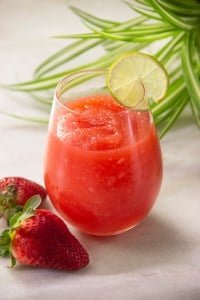 frappe de sangria con fresas