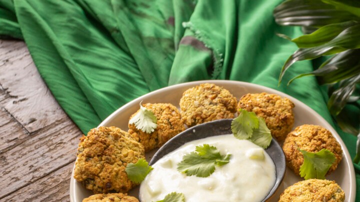 falafel con salsa de yoguert