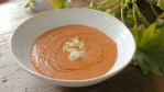 Photo © 2021 The Grosby Group Food Division
Gazpacho de Sandía
gazpacho de sandía
2 tomates maduros
1 pimiento rojo
1 pimiento verde
1 diente de ajo
trozo de sandía
pizca de sal
aceite de oliva
trituramos bien
agregar chorrito de vinagre
decorar con pepino y chorro de aceite de oliva
Watermelon Gazpacho
watermelon gazpacho
2 ripe tomatoes
1 red pepper
1 green pepper
1 clove of garlic
piece of watermelon
pinch of salt
olive oil
blend well
add a splash of vinegar
decorate with cucumber and olive oil squirt