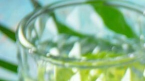 ensalada de pollo empanizado