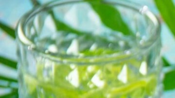 ensalada de pollo empanizado