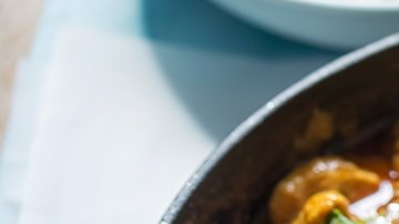 Lomo de cerdo al curry con coco y lima