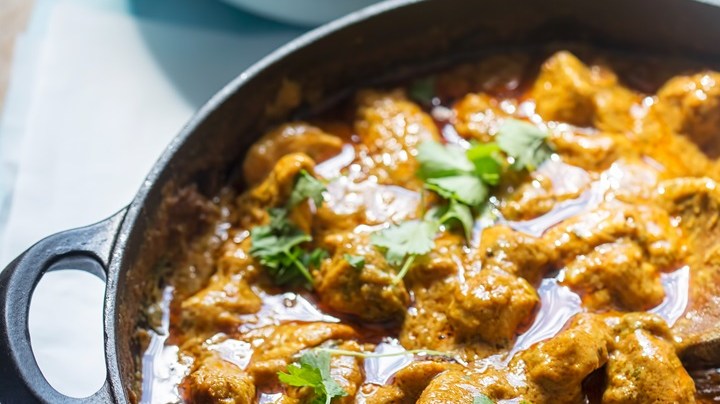 Lomo de cerdo al curry con coco y lima