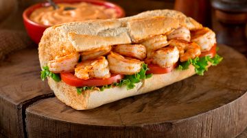 sandwich de camarones