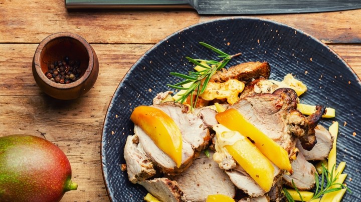 Lomo de cerdo tropical con mango