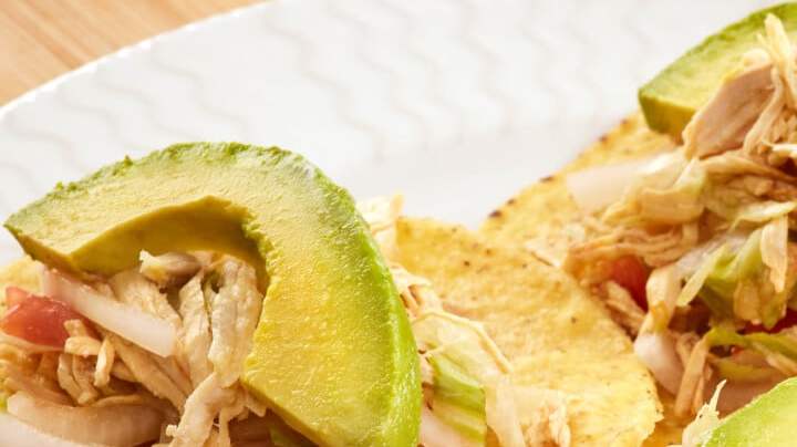 Tostadas de salpicón de res