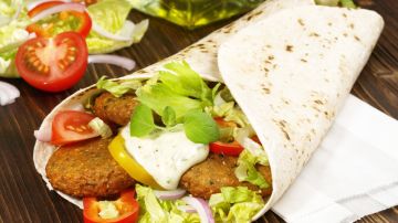 Wrap de falafel con hummus