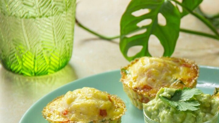 muffins de huevo con verduras y queso