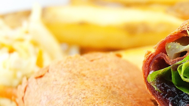 Wrap de pavo y arándanos