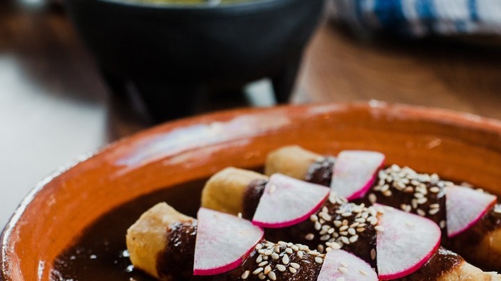 enchiladas de chile ancho