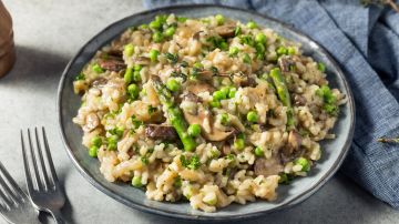 risotto de espárragos y champiñones