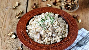 risotto de cebada y hongos