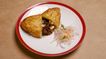 papa rellena de sangrecita (perú)