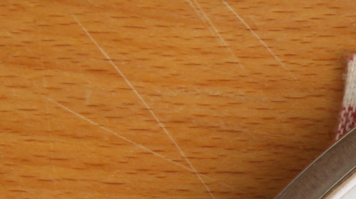 Muslos de pollo con puré de papas y gravy