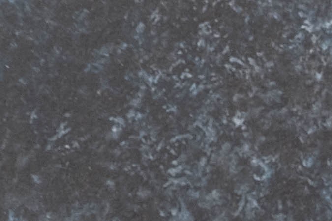 Muslos de pollo con pimientos y cebolla al horno