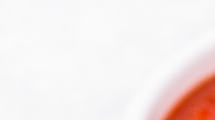 Muslos de pollo glaseados con naranja y jengibre