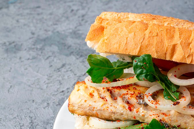 sándwich de pescado frito