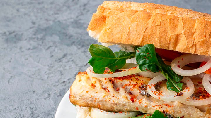 sandwich de pescado frito