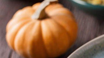 plato con risotto de calabaza