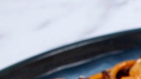 tallarines chinos con calamares