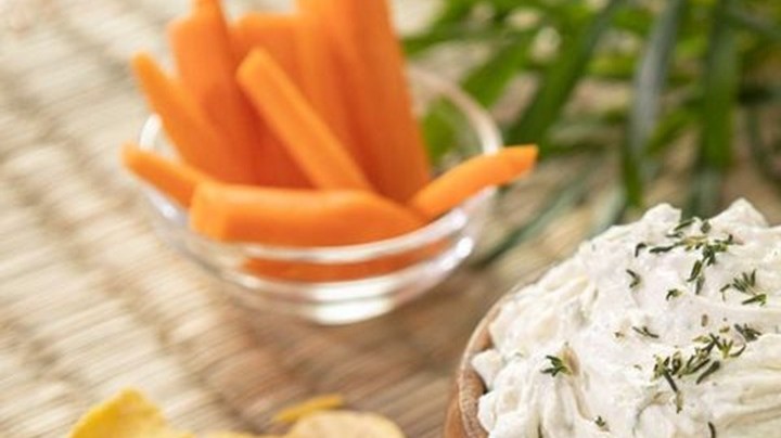 Dip de queso crema y finas hierbas