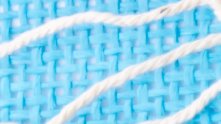 Robalo al horno con hierbas aromáticas