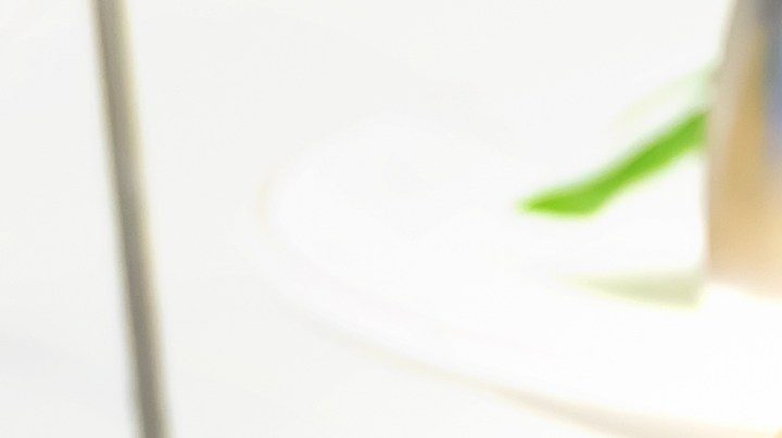 Cebollas rellenas de gambas y ajo