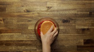 pambazo de carne deshebrada