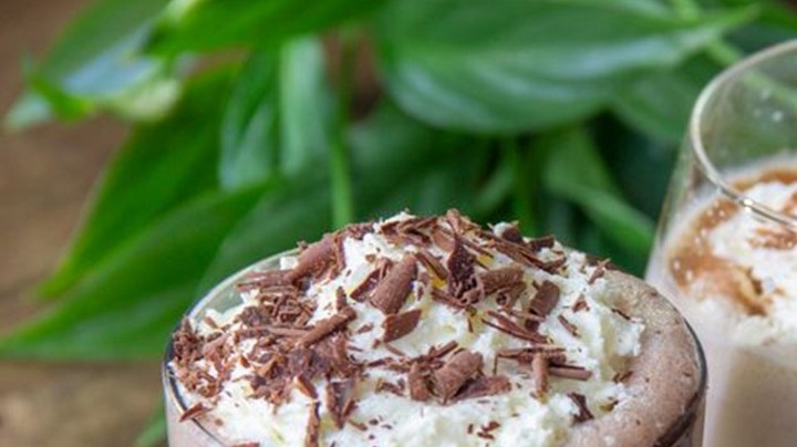 2 batidos con piquete