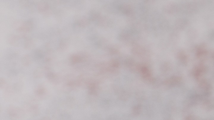 Bandeja de carne con papas en guiso para el menú semanal