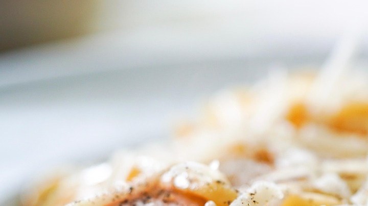 linguine con salchichas