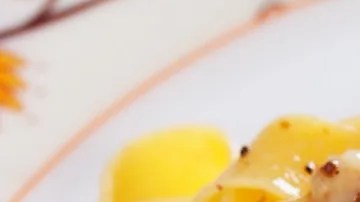 Pappaderlle con guancile y pecorino