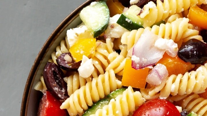 ensalada griega de pasta