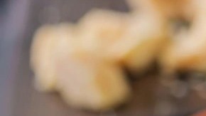 rigatoni con brócoli y guisantes