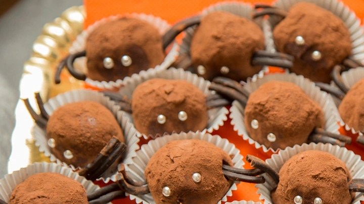 Trufas fantasmas de chocolate para halloween