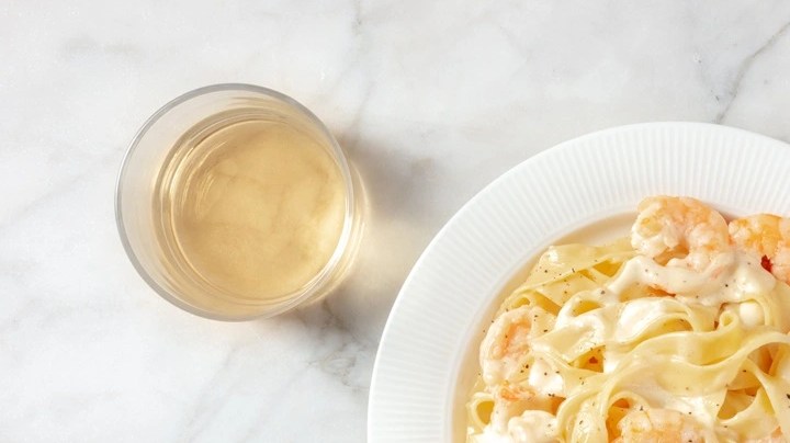 Pappardelle con salsa de camarones y ajo